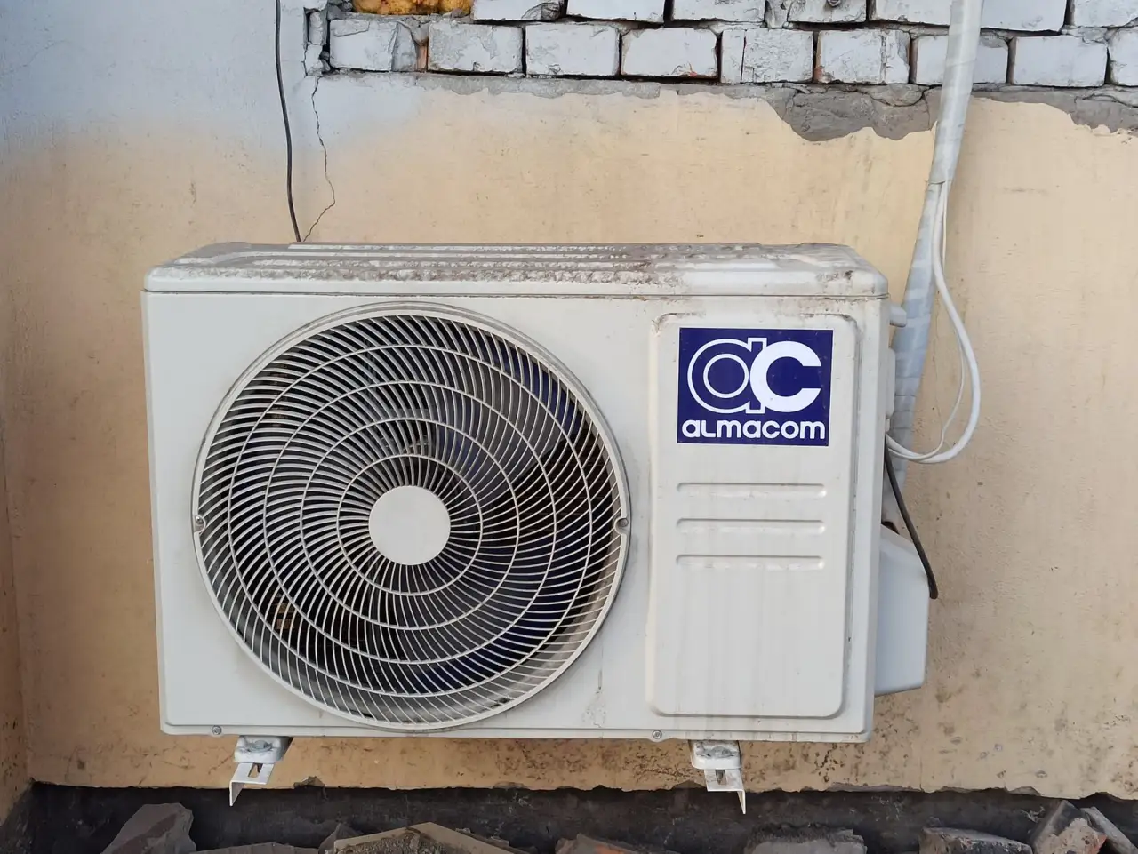基于大数据的沈阳房价波动因素解析与投资策略建议